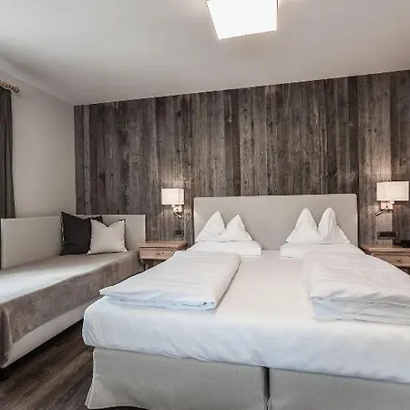 Otel Garni Park 3*