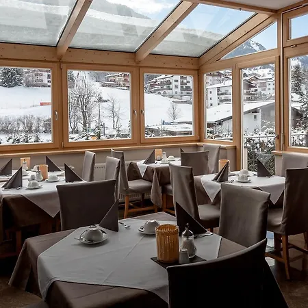 Otel Garni Park 3*