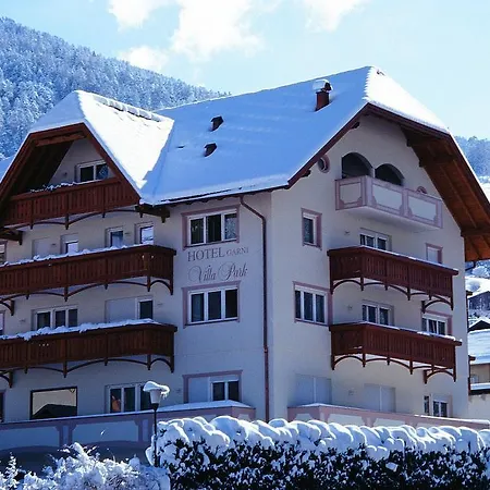 Garni Park 3*